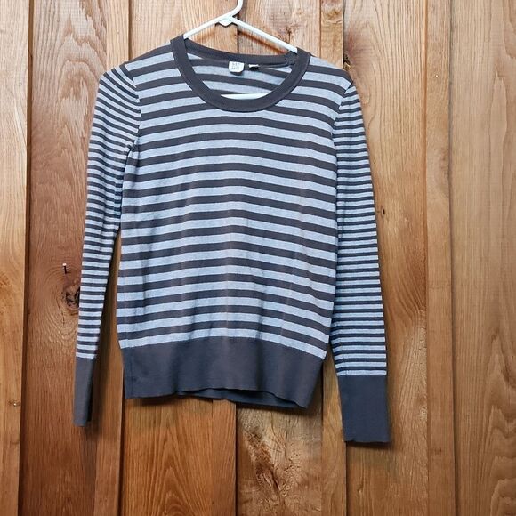Gap Crew Neck Ribbed Bodycon Lightweight Sweater, Small, Grey Stripes - Picture 1 of 5